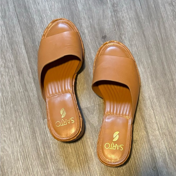 Franco Sarto Alden Slide in cognac size 8.5 - Picture 4 of 4